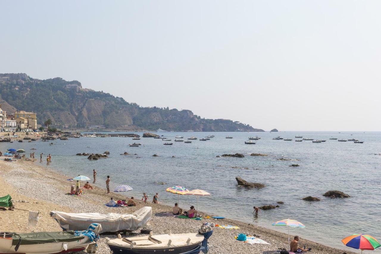Casa Amica Apartment Giardini Naxos Ngoại thất bức ảnh